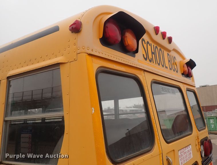 image for item GF9713 1997 Blue Bird TC2000 school bus