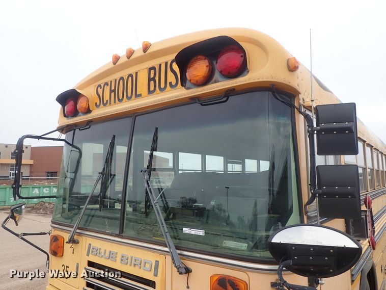 image for item GF9713 1997 Blue Bird TC2000 school bus