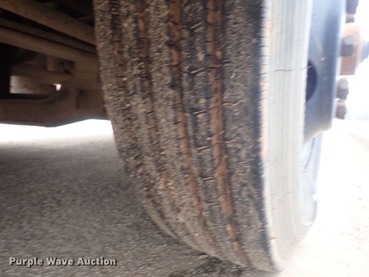 image for item GF9713 1997 Blue Bird TC2000 school bus