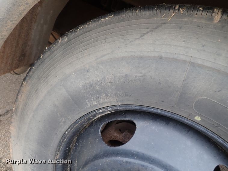 image for item GF9713 1997 Blue Bird TC2000 school bus