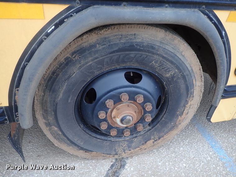 image for item GF9713 1997 Blue Bird TC2000 school bus