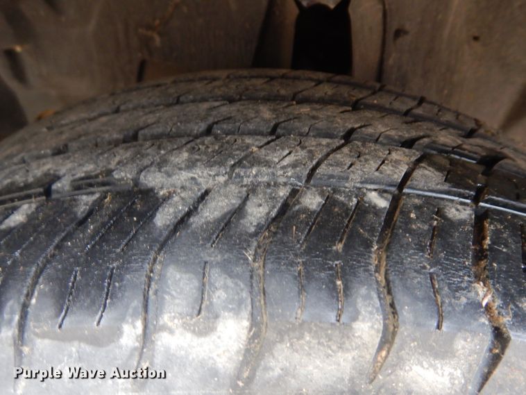 image for item GG9198 2001 Ford Crown Victoria