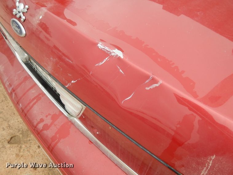 image for item GG9198 2001 Ford Crown Victoria