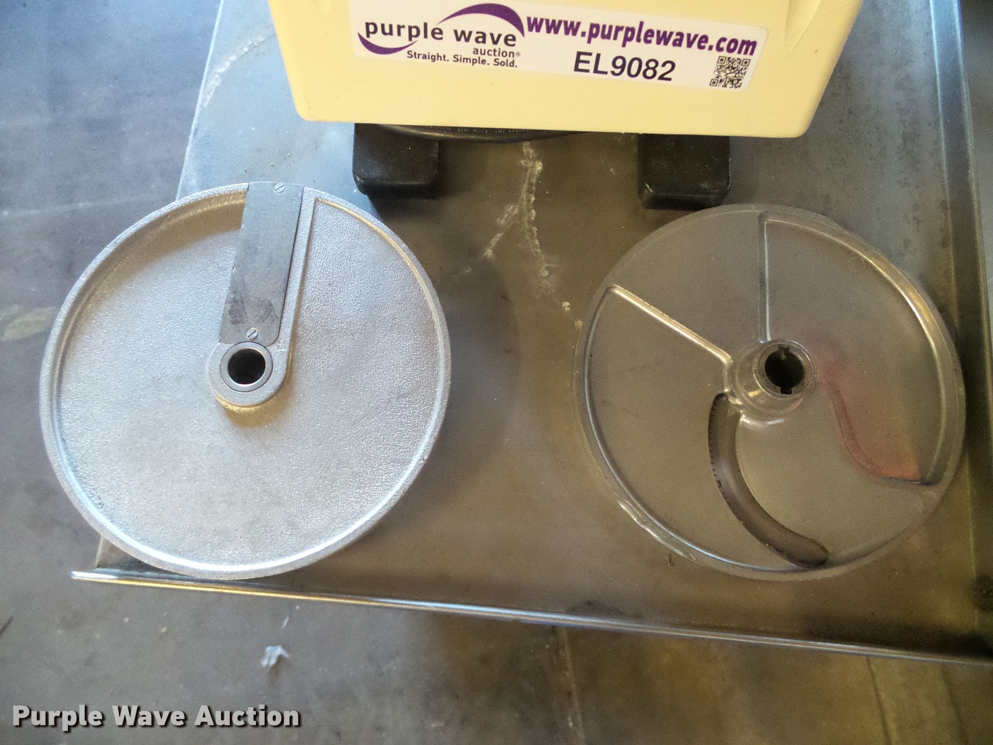 Ditto Dean food processor in Dodge City, KS | Item EL9082 sold | Purple ...