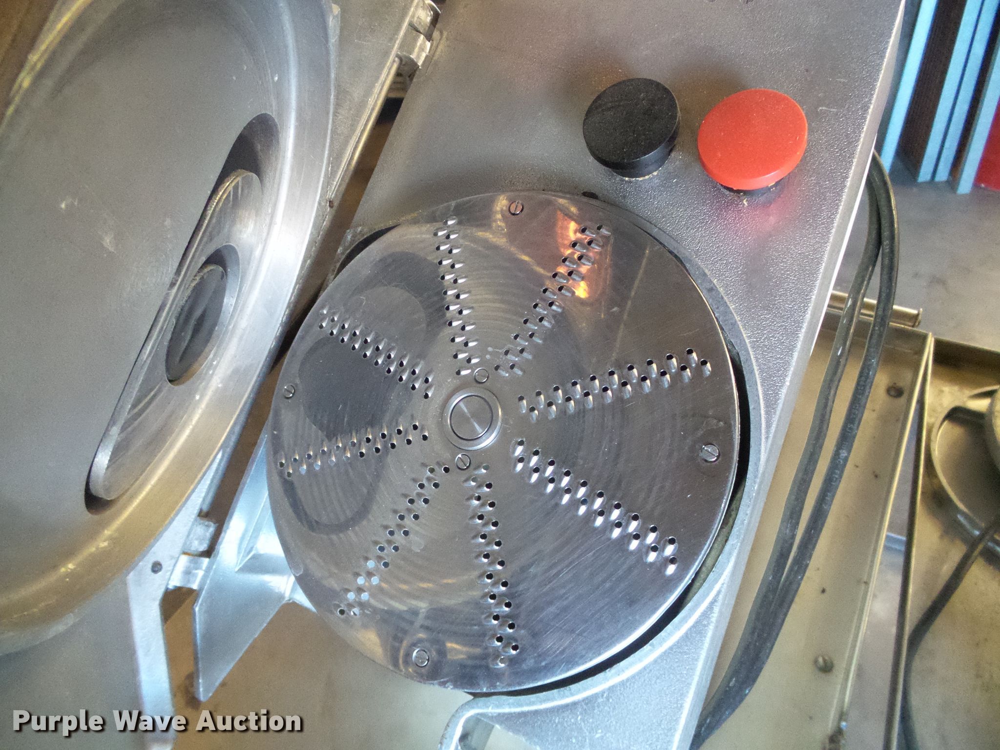 Ditto Dean food processor in Dodge City, KS | Item EL9082 sold | Purple ...
