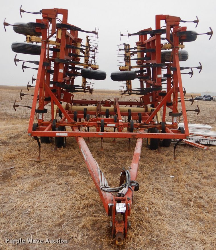 image for item DE1358 Krause 4237 field cultivator