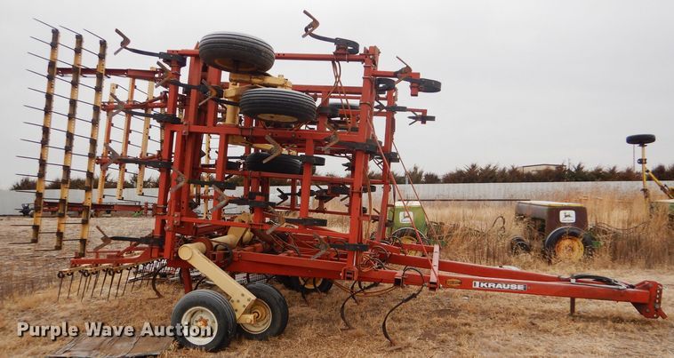 image for item DE1358 Krause 4237 field cultivator