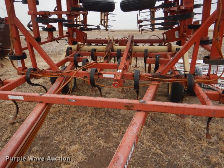 image for item DE1358 Krause 4237 field cultivator