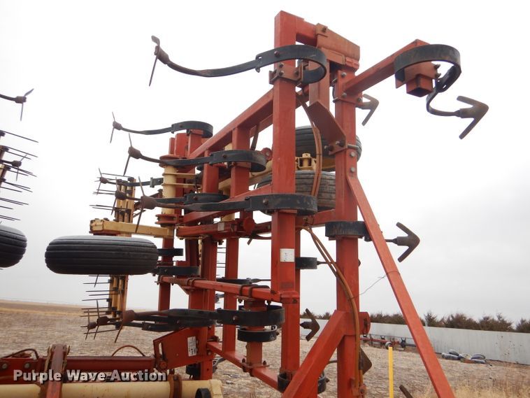 image for item DE1358 Krause 4237 field cultivator