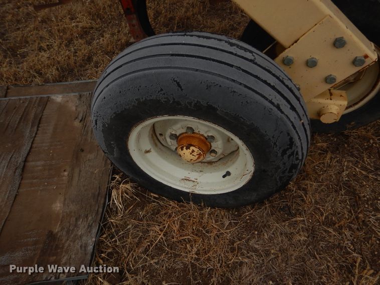 image for item DE1358 Krause 4237 field cultivator