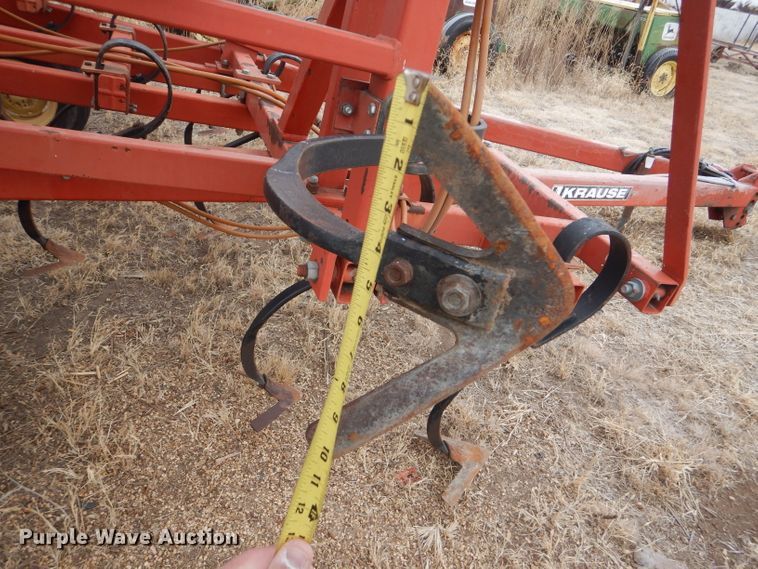 image for item DE1358 Krause 4237 field cultivator