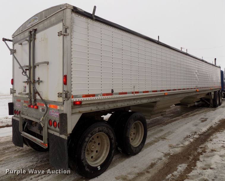 image for item DG2508 1996 Wilson DWH-400 Pace Setter double hopper bottom grain trailer