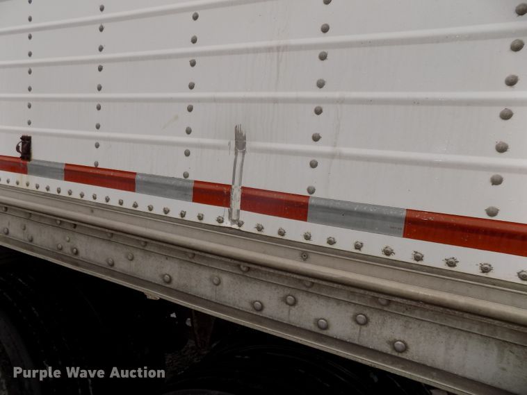 image for item DG2508 1996 Wilson DWH-400 Pace Setter double hopper bottom grain trailer