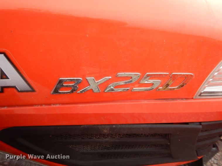 image for item DH3678 2016 Kubota BX25DLB MFWD tractor