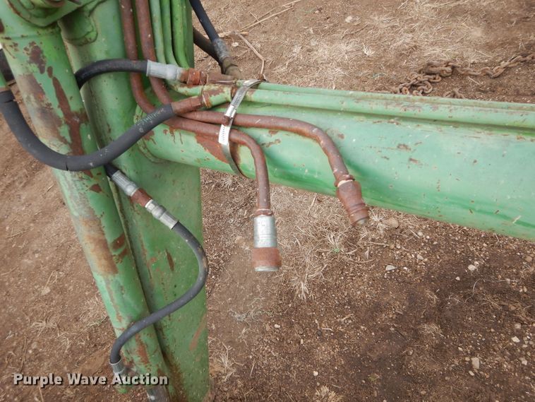 image for item DH3693 John Deere loader