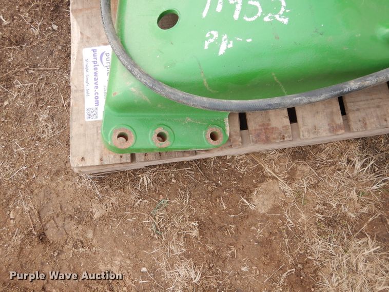 image for item DH3694 John Deere loader brackets