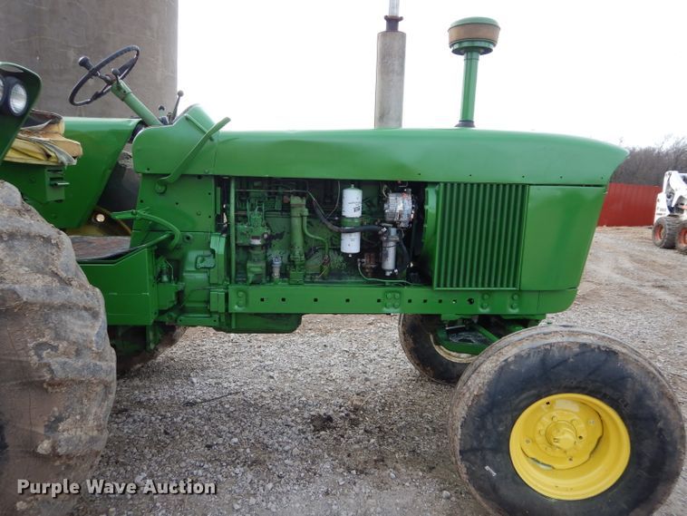 image for item DH3698 John Deere 4020 tractor