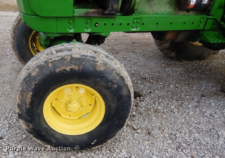 image for item DH3698 John Deere 4020 tractor