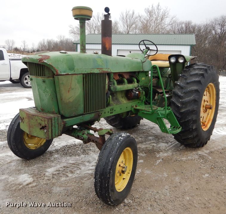 image for item DH4325 1968 John Deere 4020 tractor