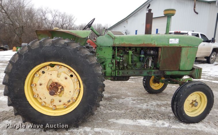 image for item DH4325 1968 John Deere 4020 tractor