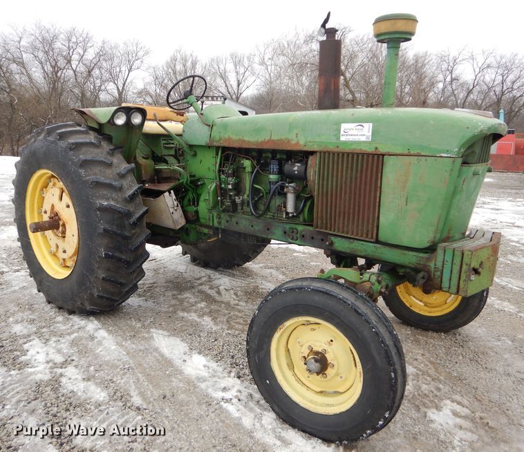 image for item DH4325 1968 John Deere 4020 tractor