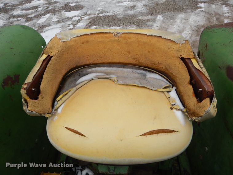 image for item DH4325 1968 John Deere 4020 tractor