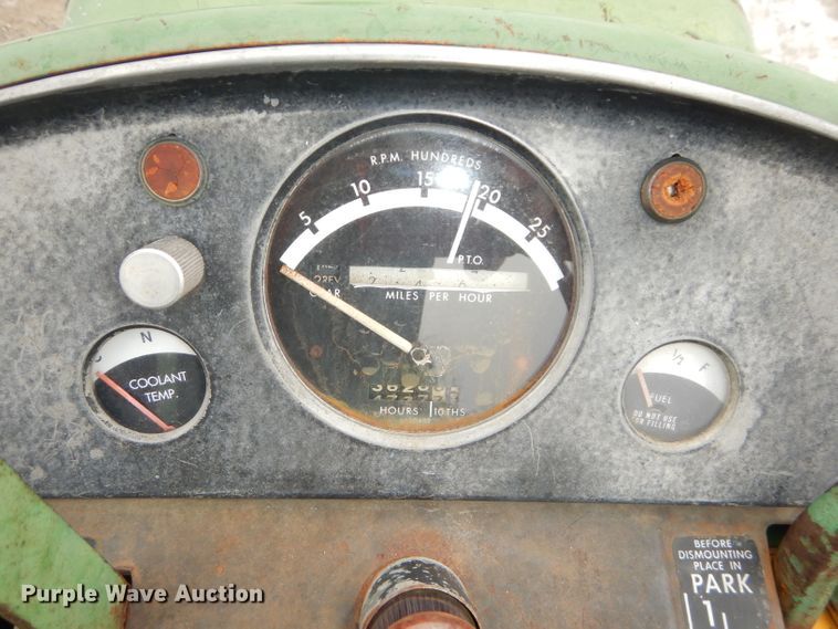 image for item DH4325 1968 John Deere 4020 tractor