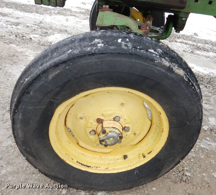 image for item DH4325 1968 John Deere 4020 tractor