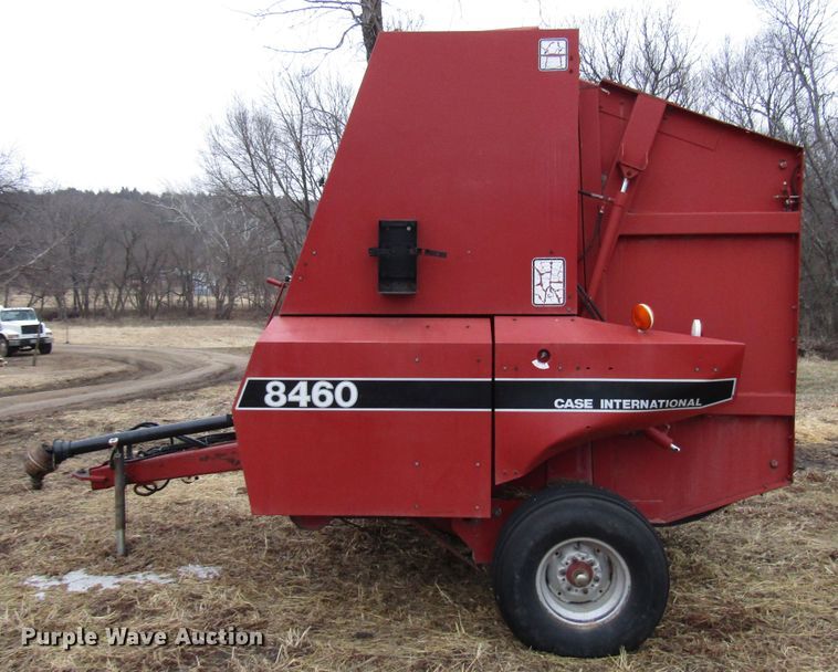 image for item DH8406 1990 Case IH 8460 round baler