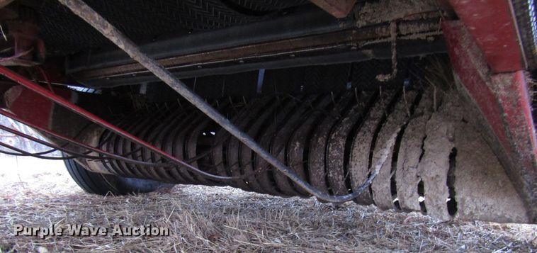 image for item DH8406 1990 Case IH 8460 round baler