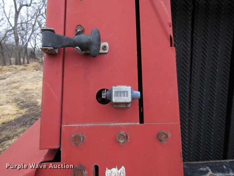 image for item DH8406 1990 Case IH 8460 round baler