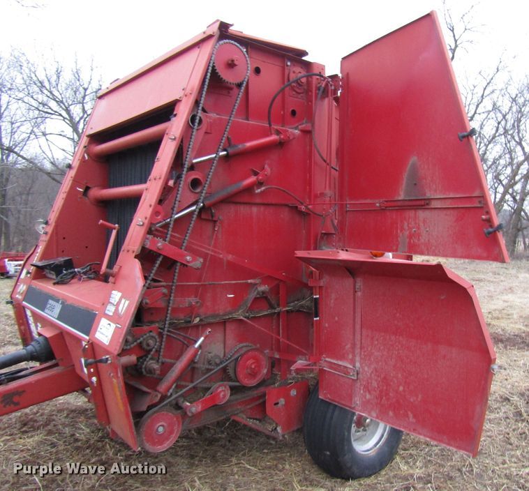 image for item DH8406 1990 Case IH 8460 round baler