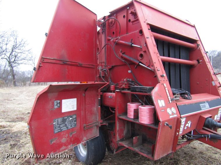 image for item DH8406 1990 Case IH 8460 round baler