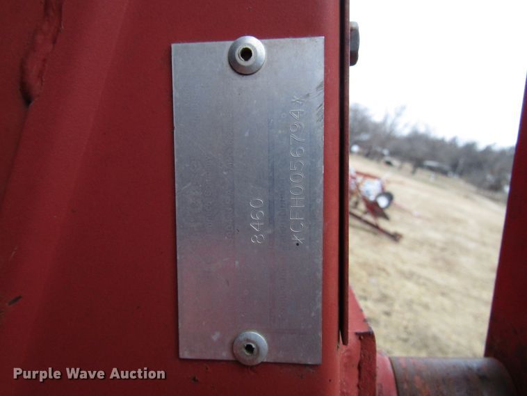 image for item DH8406 1990 Case IH 8460 round baler