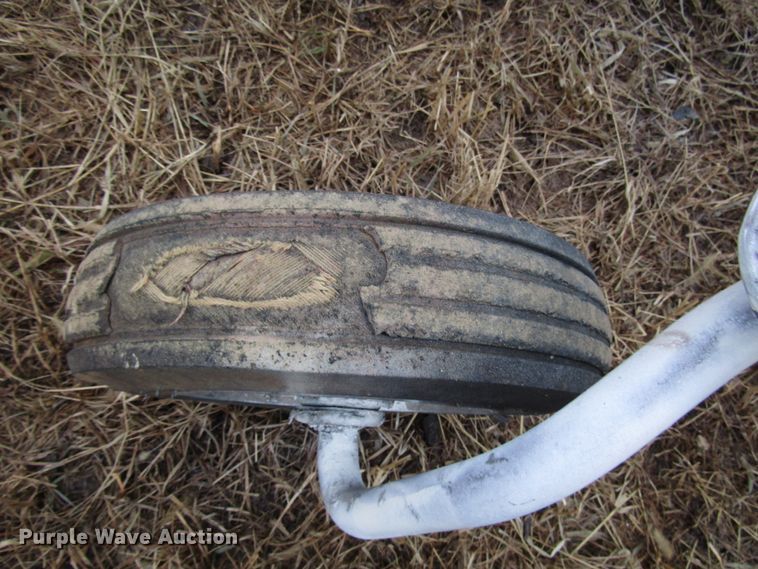 image for item DH8409 Ag equipment