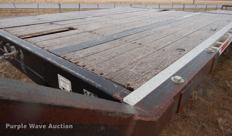 image for item DI0001 2005 Transcraft TL-2100 drop deck trailer