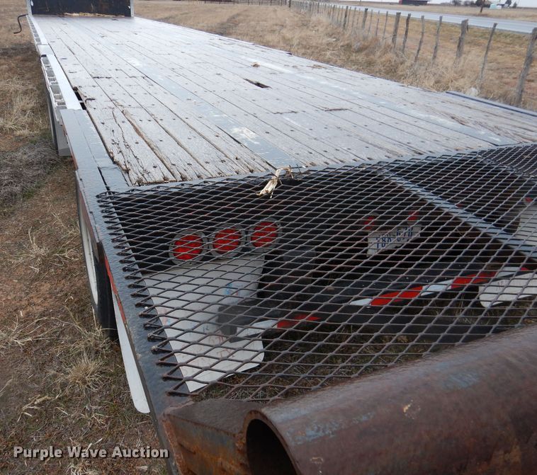 image for item DI0001 2005 Transcraft TL-2100 drop deck trailer