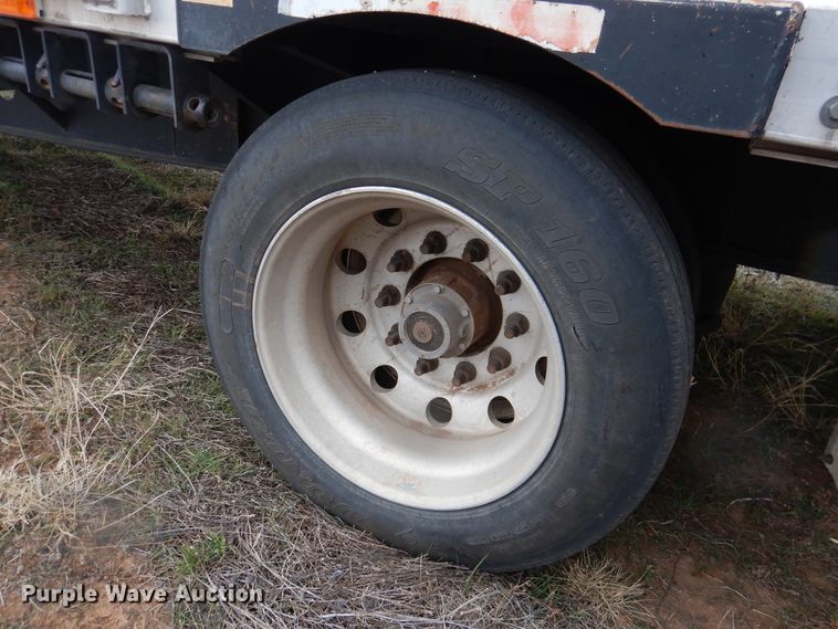 image for item DI0001 2005 Transcraft TL-2100 drop deck trailer