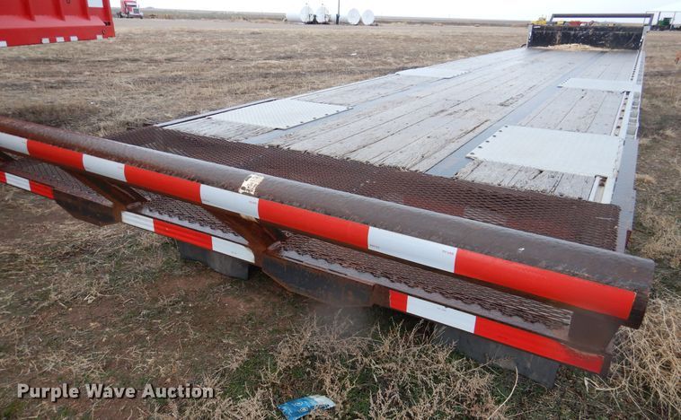 image for item DI0002 2005 Doonan 482VBNI4 drop deck trailer