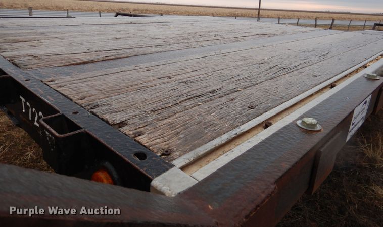 image for item DI0002 2005 Doonan 482VBNI4 drop deck trailer