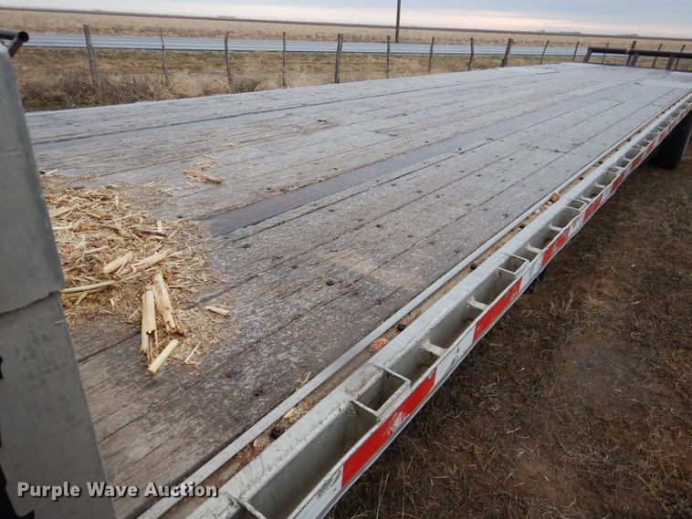 image for item DI0002 2005 Doonan 482VBNI4 drop deck trailer