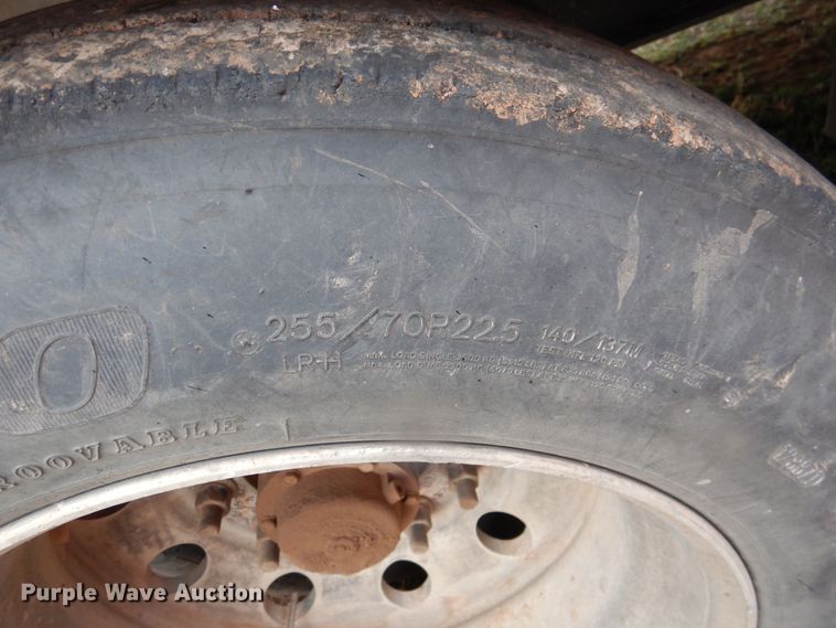 image for item DI0002 2005 Doonan 482VBNI4 drop deck trailer