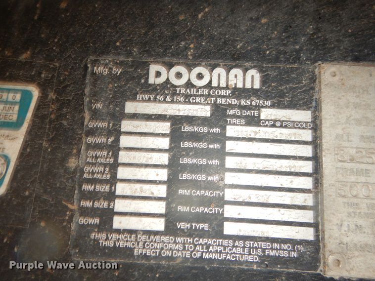 image for item DI0002 2005 Doonan 482VBNI4 drop deck trailer