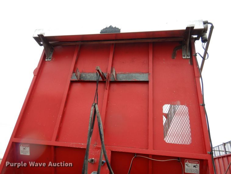 image for item DI0003 2014 Blatz 0311213021 live bottom silage trailer