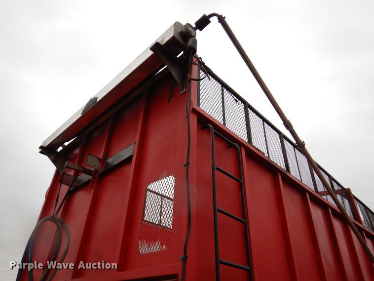 image for item DI0003 2014 Blatz 0311213021 live bottom silage trailer