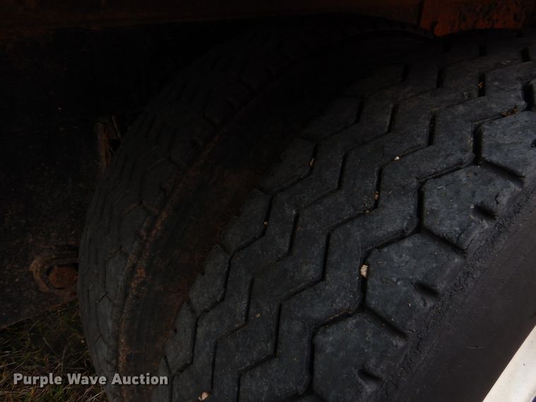 image for item DI0003 2014 Blatz 0311213021 live bottom silage trailer