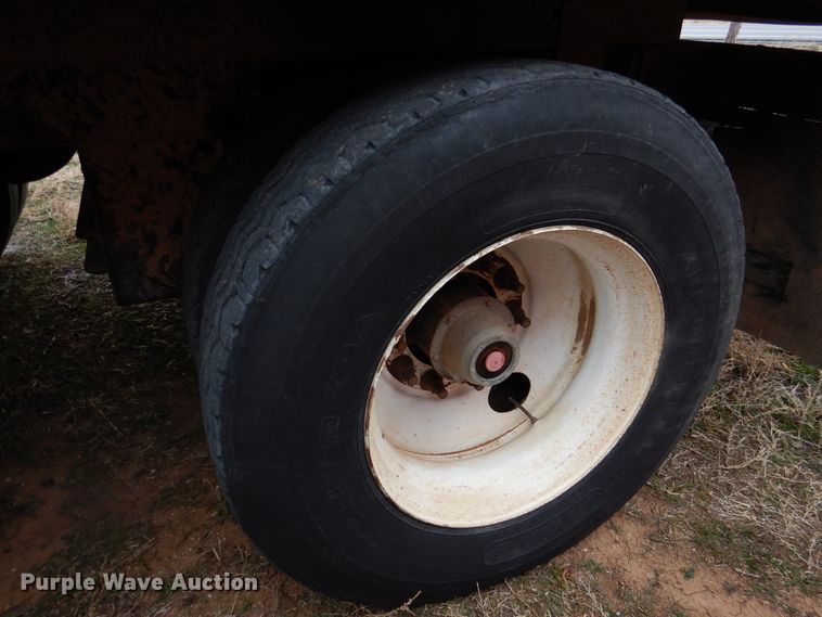 image for item DI0003 2014 Blatz 0311213021 live bottom silage trailer