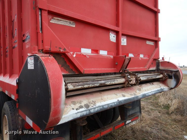 image for item DI0004 2014 Blatz 36B324BNR214TG live bottom silage trailer
