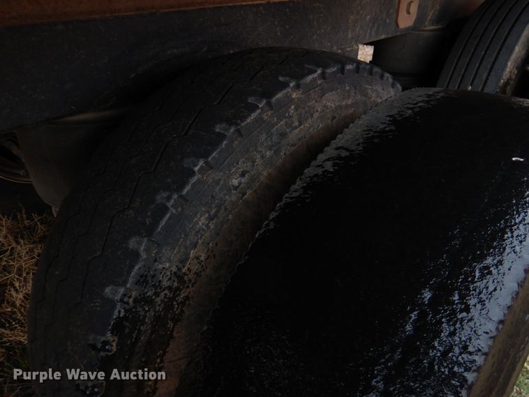 image for item DI0004 2014 Blatz 36B324BNR214TG live bottom silage trailer