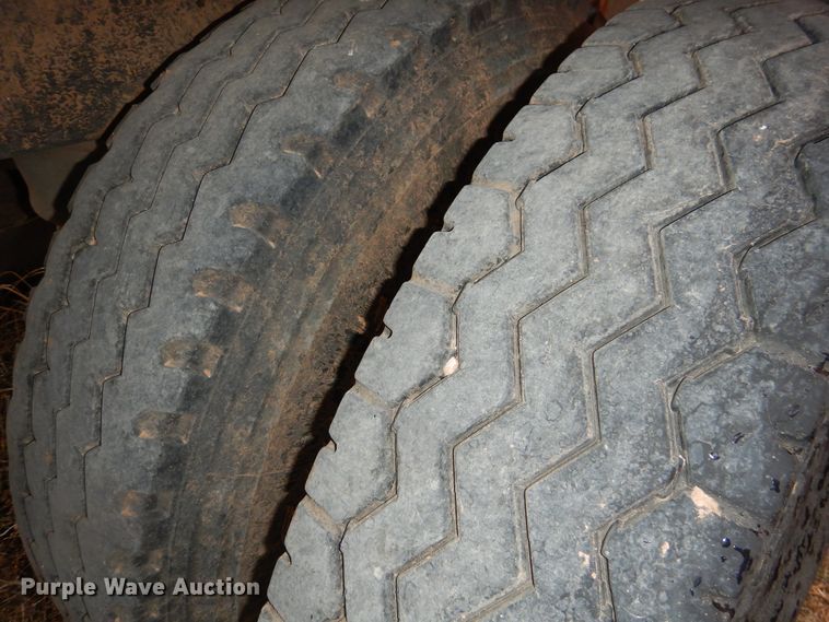 image for item DI0006 2014 Blatz 36B224BNR0314TG live bottom silage trailer